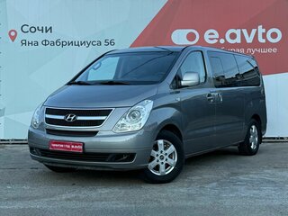 2011 Hyundai Grand Starex I, серый, 1730000 рублей, вид 1