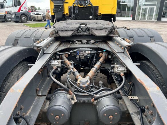 2017 Volvo FM, жёлтый, 4999000 рублей - вид 13
