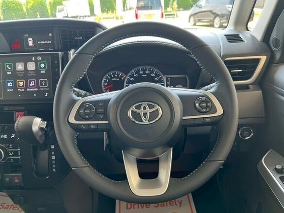 2023 Toyota Roomy I Рестайлинг, чёрный, 750001 рублей - вид 10