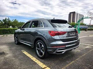 2022 Audi Q3 35 TFSI II (F3), серый, 2054000 рублей, вид 4