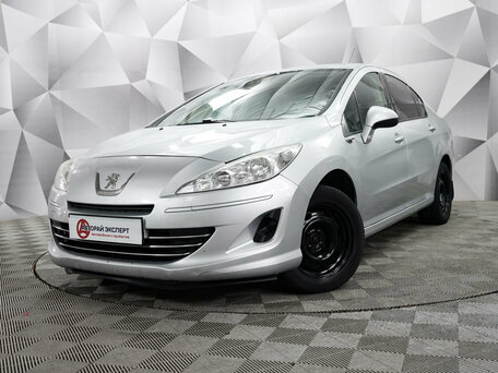 Peugeot 408 I