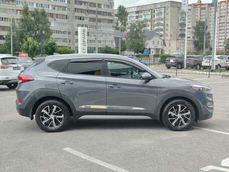 2018 Hyundai Tucson III, серый, 1880000 рублей, вид 5