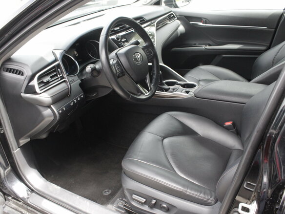 2020 Toyota Camry VIII (XV70), чёрный - вид 5