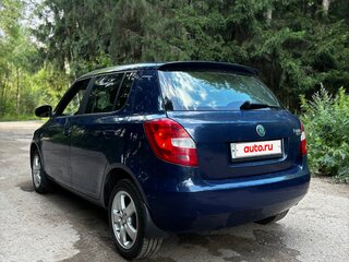 2011 Skoda Fabia II Рестайлинг, синий, 480000 рублей, вид 5