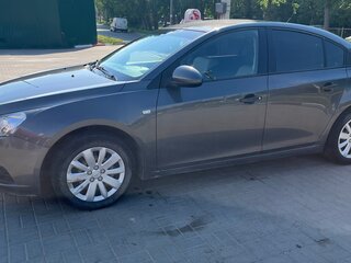 2011 Chevrolet Cruze I, серебристый, 830000 рублей, вид 4