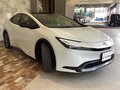 2023 Toyota Prius V (XW60), белый, 3100000 рублей