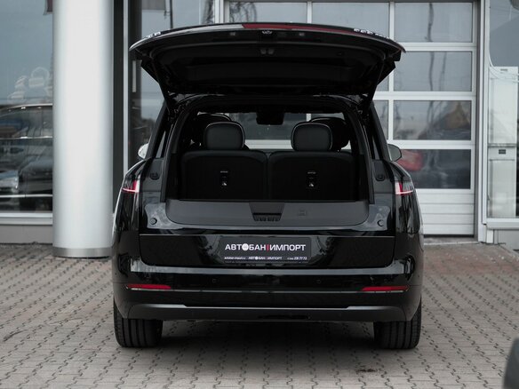 2026 Lynk & Co 900, чёрный - вид 5