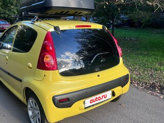 2009 Peugeot 107 I Рестайлинг, жёлтый, 290000 рублей, вид 4