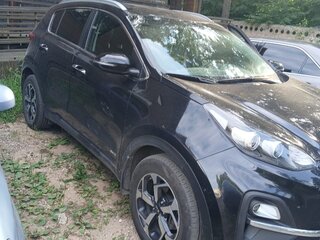 2021 Kia Sportage IV Рестайлинг, чёрный, 2587500 рублей, вид 2