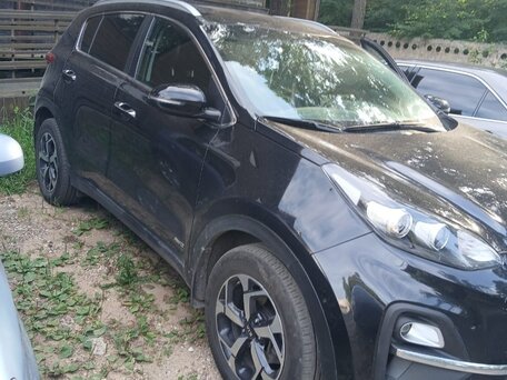 2021 Kia Sportage IV Рестайлинг, чёрный, 2587500 рублей, вид 2