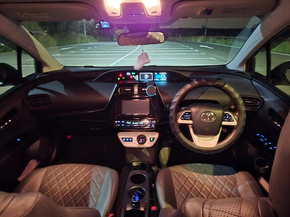 2017 Toyota Prius IV (XW50), белый - вид 17