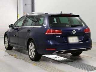 2017 Volkswagen Golf VII, синий, 1150000 рублей, вид 4
