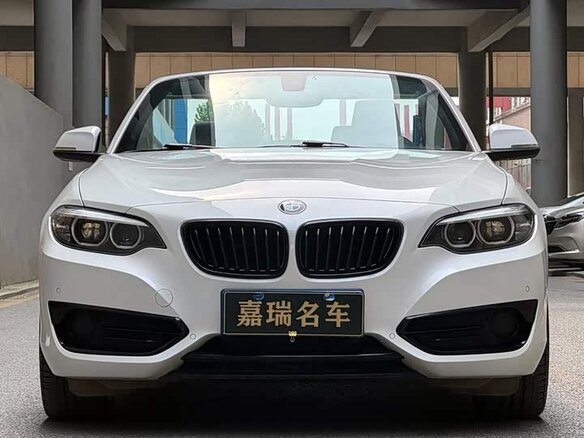 2018 BMW 2 серии F22 Рестайлинг, белый, 1500000 рублей - вид 1