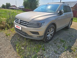 2019 Volkswagen Tiguan II, бежевый, 3050000 рублей, вид 1