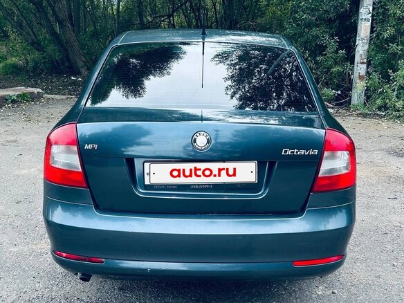 2010 Skoda Octavia II (A5) Рестайлинг, серый - вид 3