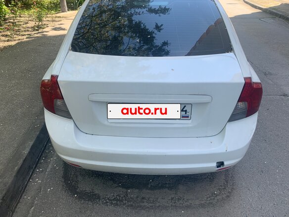 2011 Volvo S40 II Рестайлинг, белый - вид 3