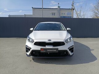 2020 Kia Cerato III Рестайлинг (Classic), белый, 2199000 рублей, вид 2