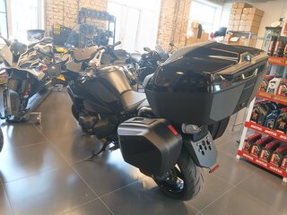2025 BMW R 1300 RT, чёрный, 3075000 рублей, вид 2