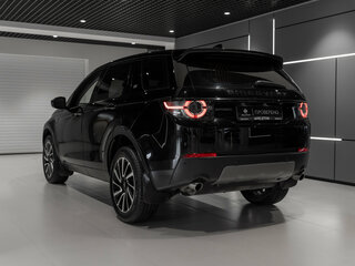 2018 Land Rover Discovery Sport I, чёрный, 2495000 рублей, вид 4
