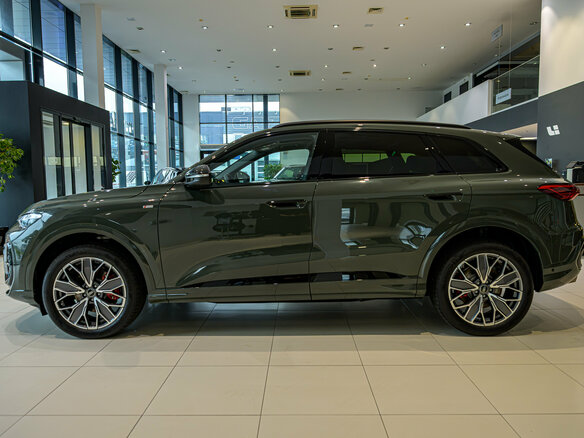 2026 Audi Q5 L III (GU), зелёный, 7199000 рублей - вид 7