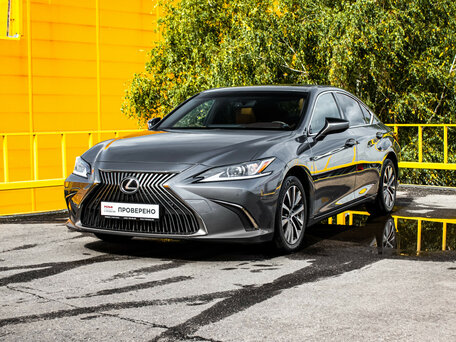 Lexus ES VII