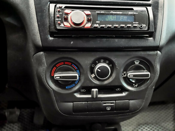 2019 Lada (ВАЗ) Granta I Рестайлинг, белый, 610000 рублей - вид 14