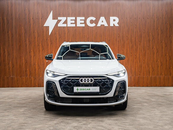 2026 Audi Q5 L III (GU), белый, 7300000 рублей - вид 1
