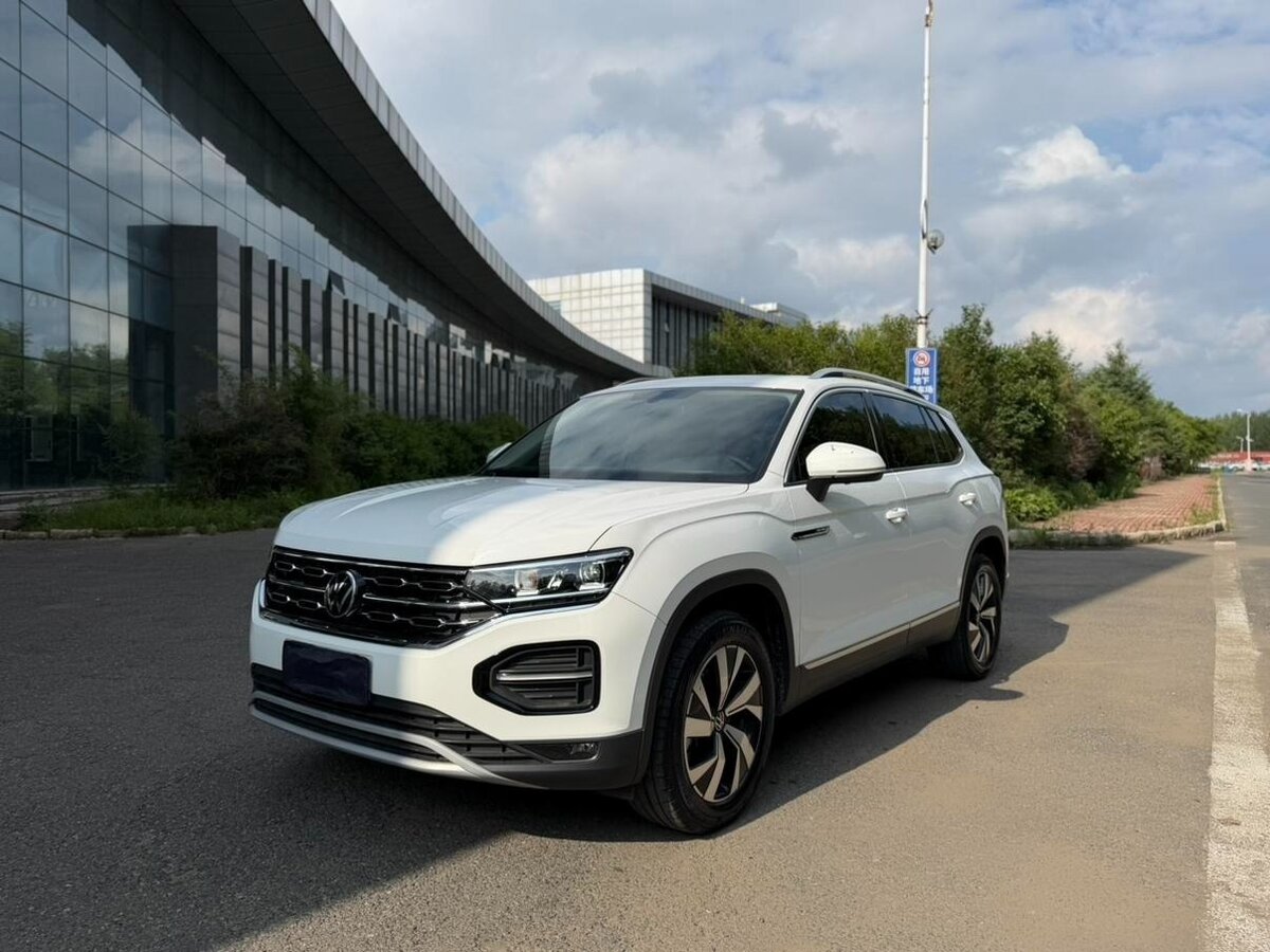 Открыть фотографии: Volkswagen Tayron I