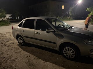 2014 Lada (ВАЗ) Granta I, серебристый, 730000 рублей, вид 3