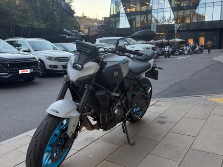 2026 Yamaha MT-07 (FZ-07), серый, 1250000 рублей, вид 1