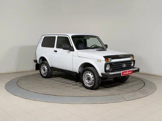 2017 Lada (ВАЗ) 2121 (4x4) I Рестайлинг, белый, 506900 рублей, вид 2