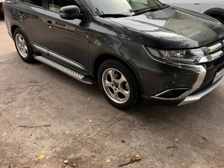 2016 Mitsubishi Outlander III Рестайлинг 2, серый, 1690000 рублей, вид 5