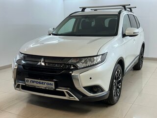 2021 Mitsubishi Outlander III Рестайлинг 3, белый, 2130000 рублей, вид 1