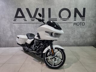 2025 Harley-Davidson Road Glide, белый, 3832500 рублей, вид 2