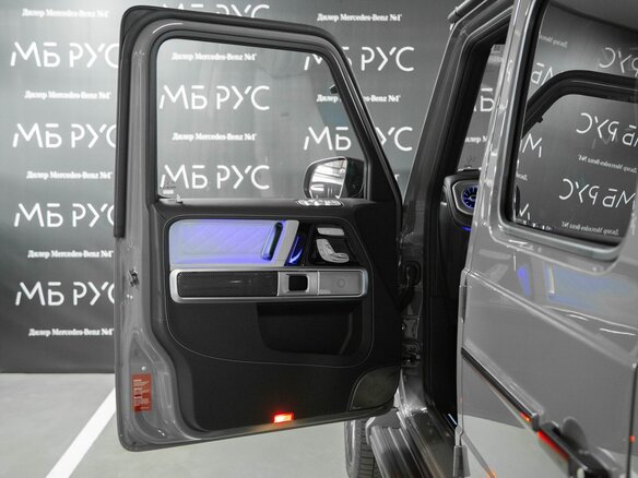 2026 Mercedes-Benz G-Класс AMG 63 AMG II (W465) Рестайлинг, серый - вид 7