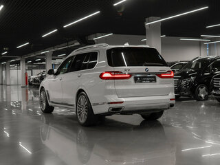 2020 BMW X7 30d I (G07), белый, 9700000 рублей, вид 4