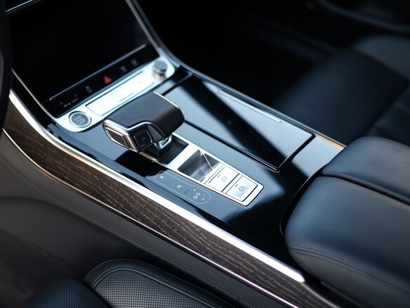 2021 Audi A8 Long 50 TDI IV (D5), серый - вид 16