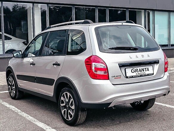 2026 Lada (ВАЗ) Granta Cross I Рестайлинг, серебристый, 1216000 рублей - вид 5
