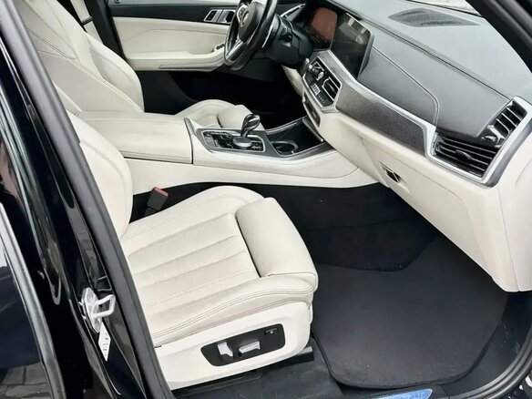 2021 BMW X5 40i IV (G05/G18), чёрный, 4900000 рублей - вид 6
