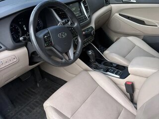 2016 Hyundai Tucson III, белый, 1550000 рублей, вид 4