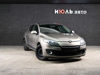 2012 Renault Megane III, бежевый, 570000 рублей, вид 3