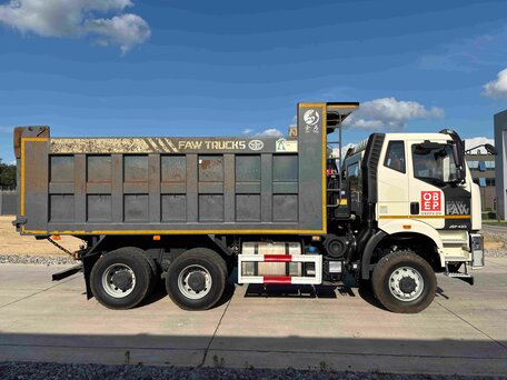 2022 FAW J6 CA3250, белый, 6300000 рублей, вид 2