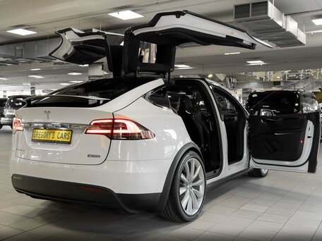 2016 Tesla Model X P90D I, белый, 5990000 рублей, вид 4
