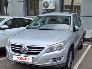 2009 Volkswagen Tiguan I, серебристый, 900000 рублей, вид 1