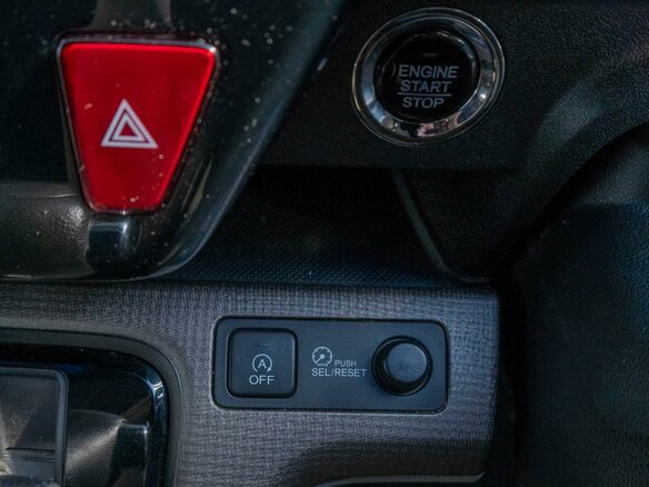 2015 Honda Stepwgn V, чёрный - вид 17