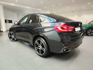 2017 BMW X6 40d II (F16), чёрный, 4395000 рублей, вид 4