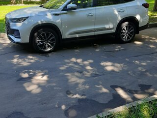 2024 Chery Tiggo 8 Pro Max I Рестайлинг, белый, 2300000 рублей, вид 3