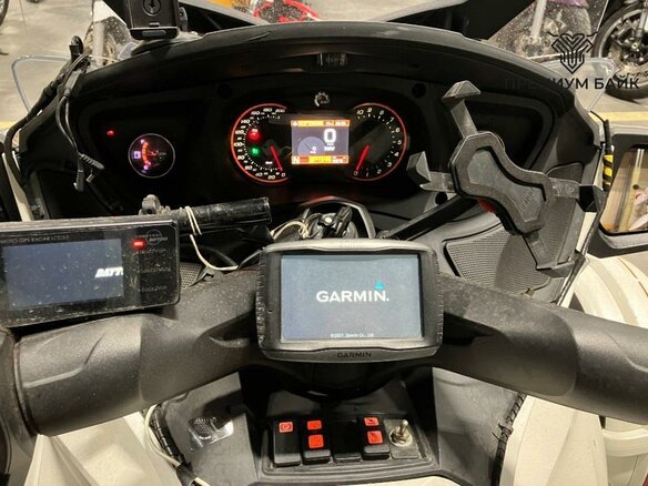 2017 BRP Can-Am Spyder, белый, 1549000 рублей - вид 2