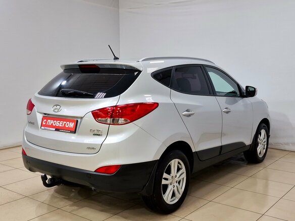 2011 Hyundai ix35 I, серебристый, 1110000 рублей - вид 3