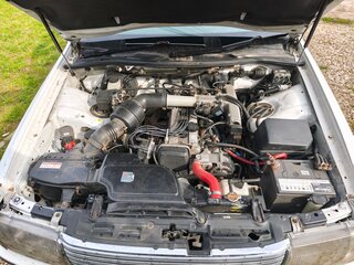 1995 Toyota Crown X (S150), белый, 370000 рублей, вид 3